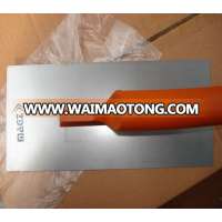 Factory cheap plaster trowel with rubber handle/contruction tools